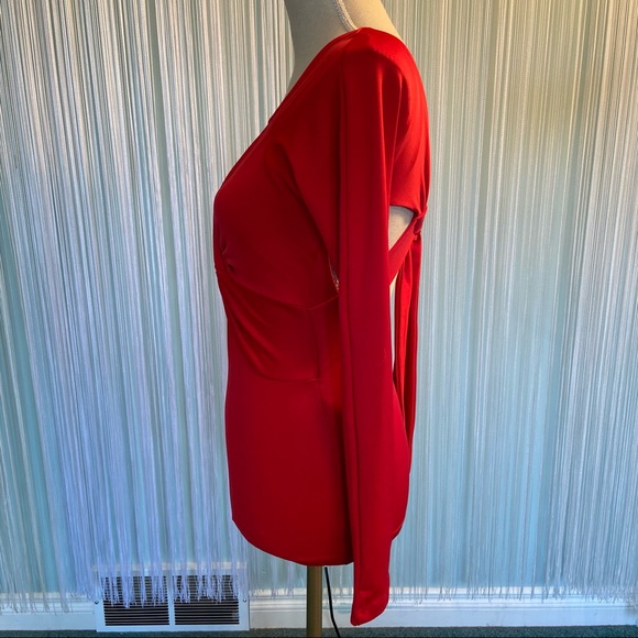 Red Long Sleeve Front Knot Cut Out Back Top Size XS - Picture 5 of 16